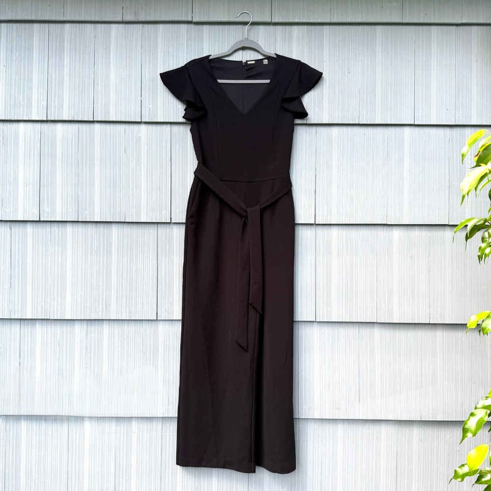 T TAHARI Solid Black V Neck Wide Leg Jumpsuit, Ruffle Cap Sleeve, Size 10, NWOT